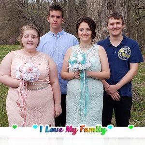 Meet your Posher, Myra